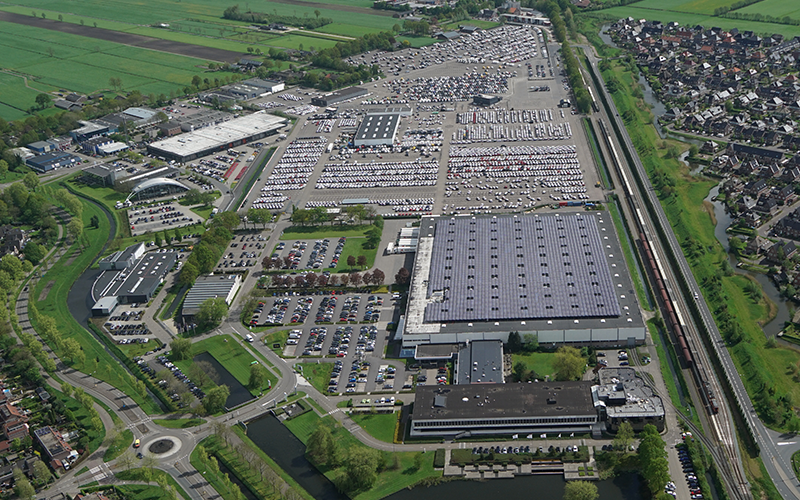 luchtfoto_incl_zonnepanelen Th.S.-van-der-Laan-klein-200