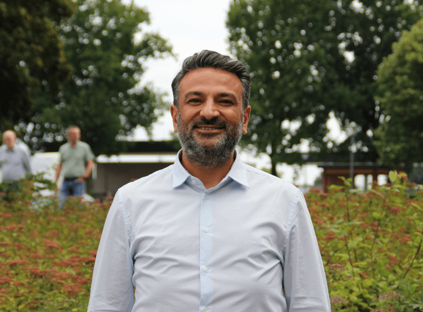 Serdar Kutlubay – Supply Chain Coördinator Serdar Kutlubay – Supply Chain Coördinator